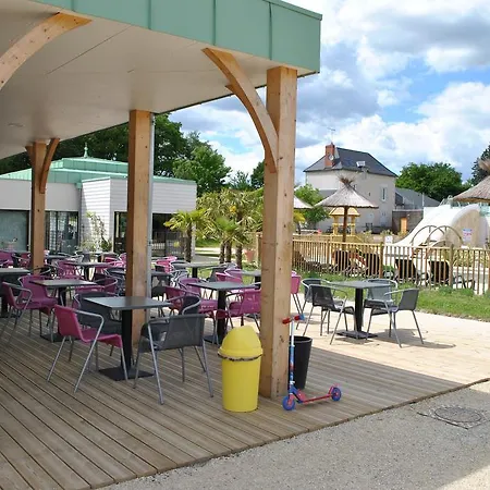 Campsite Camping Posay Vacances La Roche-Posay
